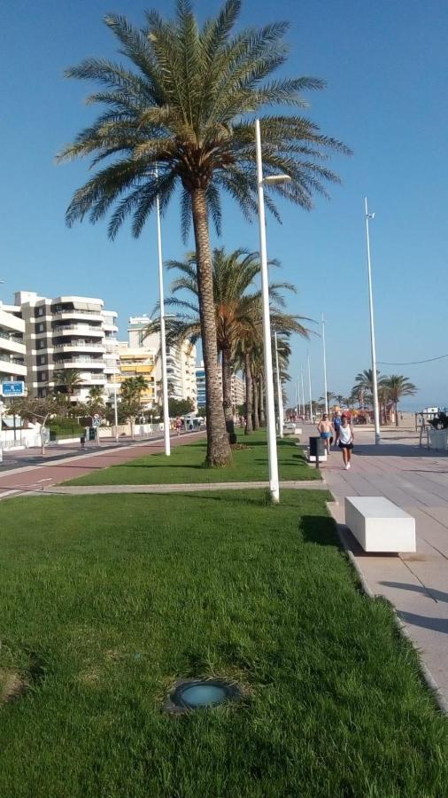 Edificio Attikos - Solo Familias Apartment Gandia Bagian luar foto