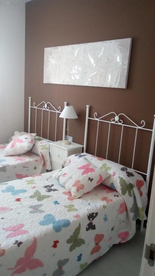 Edificio Attikos - Solo Familias Apartment Gandia Bagian luar foto